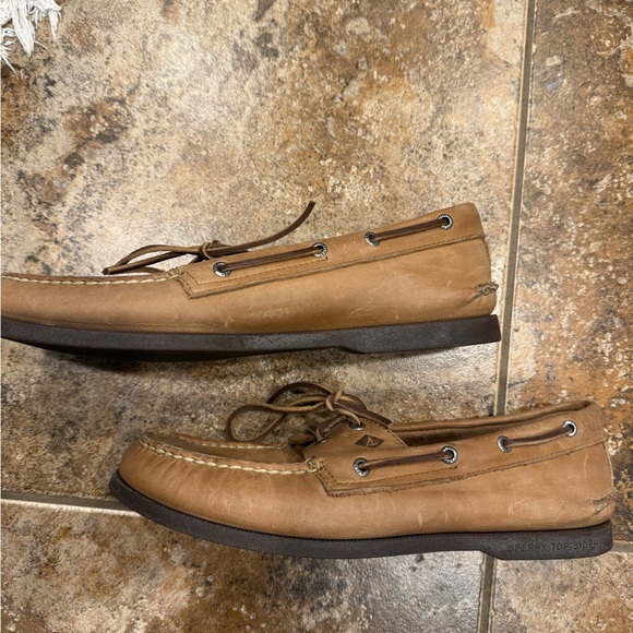 Men’s Sperry Shoes - Picture 2 of 4